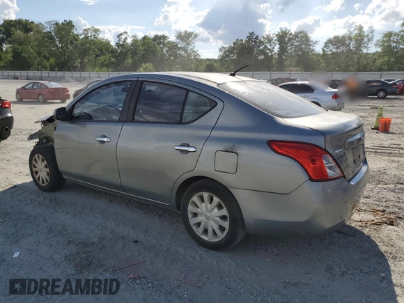 2012 Nissan Versa SV z VIN 3N1CN7AP3CL815189, wystawiony jako Copart lot #61076825 z przebiegiem 192 574 mil mil oraz Szkoda całkowita • Salvage title. Historia ofert i sprzedaży dostępna na DreamBid. Obrazek 2.