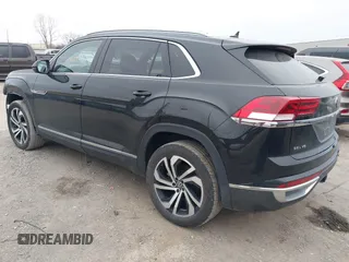 2022 Volkswagen Atlas SEL with VIN 1V2BE2CA2NC218844, listed as a IAAI auction lot 41264502 with 47,150 mi miles and . Bid and sale history available at DreamBid. Image 3.