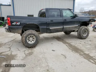2006 Chevrolet Silverado 1500 LS with VIN 2GCEK13V061353106, listed as a Copart auction lot 49075995 with 150,870 mi miles and Salvage Title. Bid and sale history available at DreamBid. Image 3.