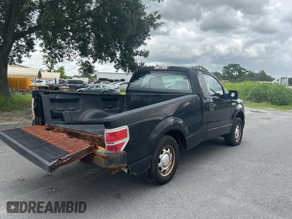 2013 Ford F-150 XL with VIN 1FTMF1CM7DFE09796, listed as a Copart auction lot 59937875 with 67,872 mi miles and Clean title. Bid and sale history available at DreamBid. Image 4.