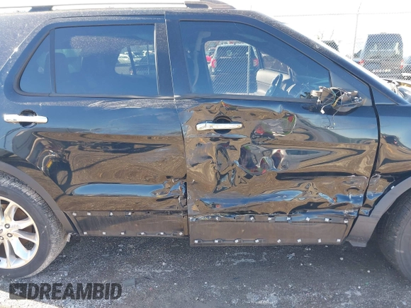 2012 Ford Explorer XLT with VIN 1FMHK8D84CGA20027, listed as a IAAI auction lot 38660663 with 111,632 mi miles and . Bid and sale history available at DreamBid. Image 6.
