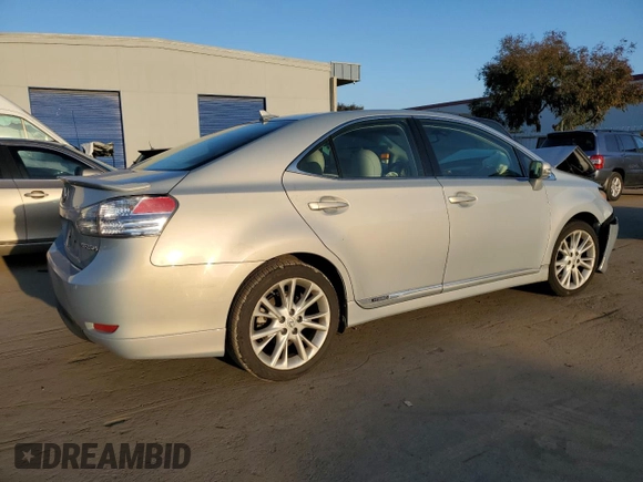 2010 Lexus HS 250h with VIN JTHBB1BA4A2009884, listed as a Copart auction lot 86128694 with Not Provided miles and Salvage Title. Bid and sale history available at DreamBid. Image 3.