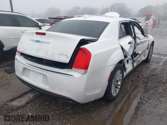 2016 Chrysler 300 with VIN 2C3CCAEG4GH319881, listed as a IAAI auction lot 41449888 with 124,740 mi miles. Bid and sale history available at carsss.com. Image 4.