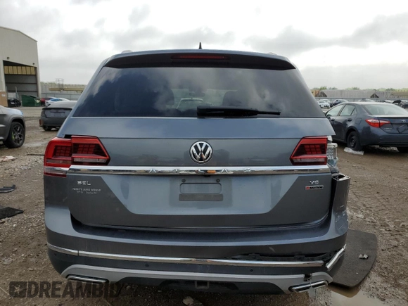 2019 Volkswagen Atlas SEL with VIN 1V2MR2CA5KC539270, listed as a Copart auction lot 53301005 with 111,245 mi miles and Salvage title. Bid and sale history available at DreamBid. Image 6.