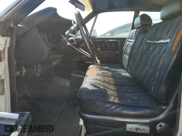 1968 Lincoln Continental with VIN 8Y82A846885, listed as a Copart auction lot 49415864 with 27,591 mi miles and Salvage Title. Bid and sale history available at DreamBid. Image 7.