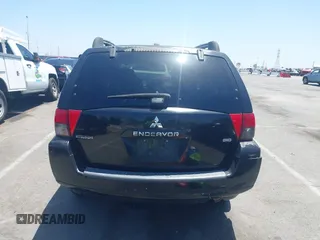 2008 Mitsubishi Endeavor SE with VIN 4A4MM31S48E040841, listed as a IAAI auction lot 42516117 with 175,924 mi miles and . Bid and sale history available at DreamBid. Image 17.