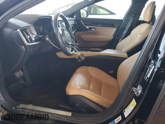 2017 Volvo S90 Momentum z VIN YV1102AK3H1006357, wystawiony jako Copart lot #43386755 z przebiegiem 129 043 mil mil oraz Tytuł czysty. Historia ofert i sprzedaży dostępna na DreamBid. Obrazek 7.