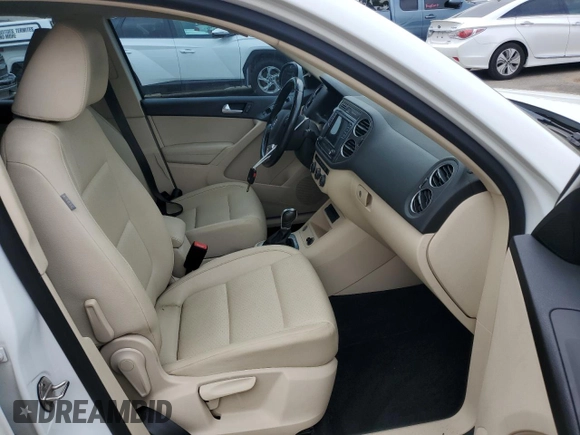 2017 Volkswagen Tiguan S with VIN WVGAV7AX0HK021419, listed as a Copart auction lot 51510935 with 97,084 mi miles and Salvage Title. Bid and sale history available at DreamBid. Image 7.