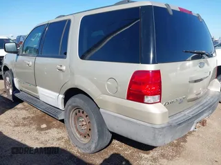 2004 Ford Expedition Special Service with VIN 1FMRU15W64LA16279, listed as a IAAI auction lot 41613381 with 1 mi miles. Bid and sale history available at carsss.com. Image 3.