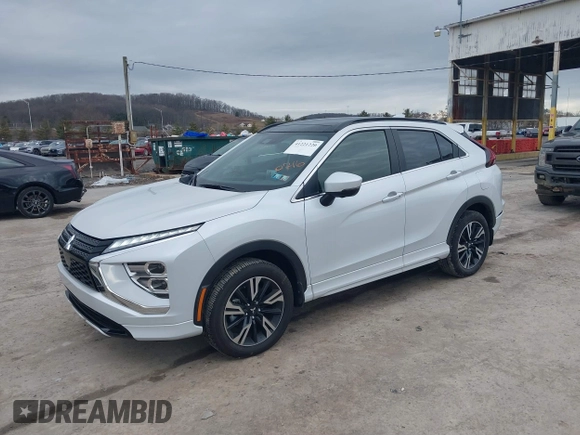 2024 Mitsubishi Eclipse Cross SE with VIN JA4ATWAA7RZ000716, listed as a IAAI auction lot 41221220 with 903 mi miles and . Bid and sale history available at DreamBid. Image 18.
