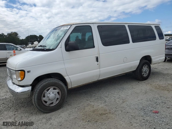 1998 Ford Club Wagon XL with VIN 1FBSS31L0WHC02316, listed as a Copart auction lot 76501784 with NaN miles and Salvage Title. Bid and sale history available at carsss.com. Image 1.