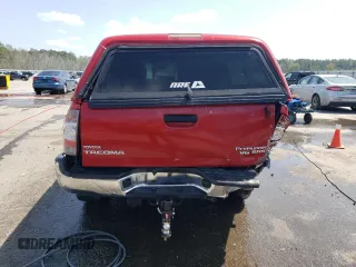 2015 Toyota Tacoma PreRunner z VIN 3TMJU4GN1FM180175, wystawiony jako Copart lot #51321125 z przebiegiem 133 547 mil mil oraz Nie do naprawy • Non repairable. Historia ofert i sprzedaży dostępna na DreamBid. Obrazek 6.