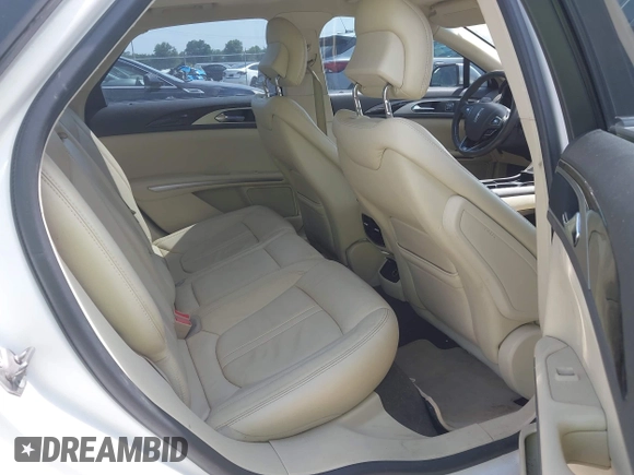 2013 Lincoln MKZ with VIN 3LN6L2J91DR820714, listed as a IAAI auction lot 42443838 with 113,301 mi miles and . Bid and sale history available at DreamBid. Image 8.