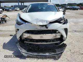 2020 Toyota C-HR LE with VIN NMTKHMBXXLR111125, listed as a Copart auction lot 52434045 with 82,205 mi miles and Non Repairable. Bid and sale history available at carsss.com. Image 5.