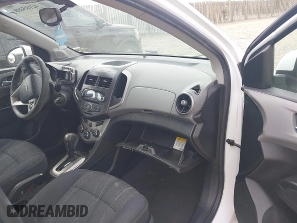 2014 Chevrolet Sonic LT with VIN 1G1JC5SH2E4162166, listed as a IAAI auction lot 42105408 with 122,854 mi miles and . Bid and sale history available at DreamBid. Image 5.