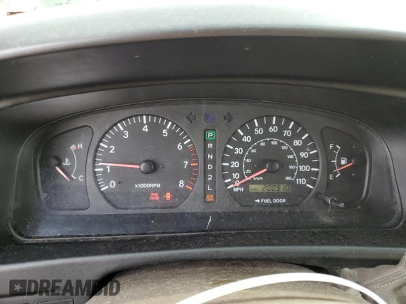 1999 Toyota Sienna LE with VIN 4T3ZF13C7XU133135, listed as a Copart auction lot 80618034 with 200,910 mi miles and Salvage Title. Bid and sale history available at carsss.com. Image 9.