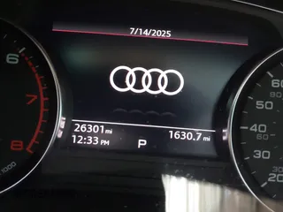 2022 Audi Q5 S line Premium z VIN WA1GAAFY2N2094208, wystawiony jako IAAI lot #42672467 z przebiegiem 26 301 mil mil oraz . Historia ofert i sprzedaży dostępna na DreamBid. Obrazek 7.