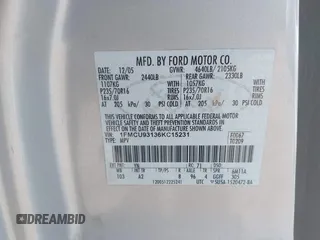 2006 Ford Escape XLT z VIN 1FMCU93136KC15231, wystawiony jako IAAI lot #42625410 z przebiegiem 117 479 mil mil oraz . Historia ofert i sprzedaży dostępna na DreamBid. Obrazek 9.