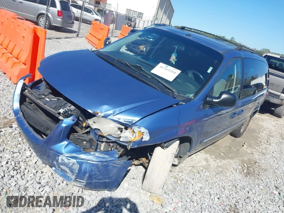 2007 Chrysler Town & Country Touring with VIN 2A4GP54L47R262996, listed as a IAAI auction lot 41345204 with 173,793 mi miles and . Bid and sale history available at DreamBid. Image 2.