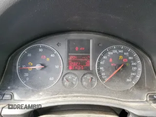 2006 Volkswagen Jetta 1.9L TDI z VIN 3VWST71K46M621589, wystawiony jako Copart lot #49905355 z przebiegiem 335 621 mil mil oraz Szkoda całkowita • Salvage title. Historia ofert i sprzedaży dostępna na DreamBid. Obrazek 9.