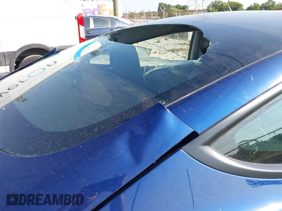 2024 Tesla Model 3 z VIN 5YJ3E1EA4RF751347, wystawiony jako IAAI lot #42185531 z przebiegiem 9 328 mil mil oraz . Historia ofert i sprzedaży dostępna na DreamBid. Obrazek 19.