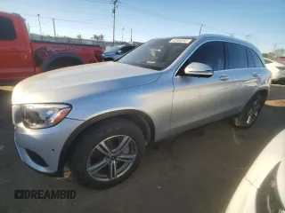2019 Mercedes-Benz GLC with VIN WDC0G4JB3KV121267, listed as a Copart auction lot 88366595 with 68,721 mi miles and Salvage Title. Bid and sale history available at carsss.com. Image 1.