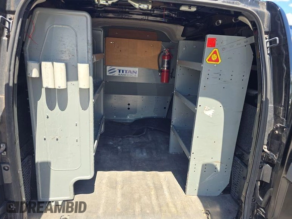 2015 Nissan NV200 SV z VIN 3N6CM0KN6FK711906, wystawiony jako IAAI lot #42514824 z przebiegiem 136 449 mil mil oraz . Historia ofert i sprzedaży dostępna na DreamBid. Obrazek 25.