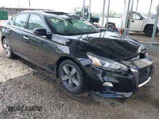 2019 Nissan Altima SV with VIN 1N4BL4DV7KC121726, listed as a IAAI auction lot 42092263 with 73,746 mi miles and . Bid and sale history available at DreamBid. Image 1.