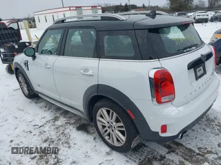 2019 MINI Countryman Cooper S z VIN WMZYT5C57K3G93801, wystawiony jako IAAI lot #41622941 z przebiegiem 66 093 mil mil oraz . Historia ofert i sprzedaży dostępna na DreamBid. Obrazek 3.