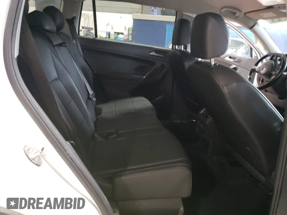 2018 Volkswagen Tiguan SEL with VIN 3VV2B7AX9JM065985, listed as a Copart auction lot 79404694 with Not provided miles and Salvage title. Bid and sale history available at DreamBid. Image 11.