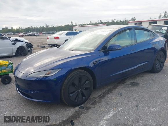 2025 Tesla Model 3 Long Range with VIN 5YJ3E1EA2SF919461, listed as a IAAI auction lot 41672494 with 777 mi miles and . Bid and sale history available at DreamBid. Image 17.