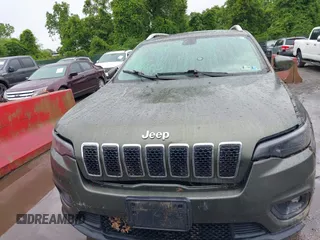 2019 Jeep Cherokee Latitude Plus with VIN 1C4PJMLB0KD169415, listed as a IAAI auction lot 42284888 with Not provided miles and . Bid and sale history available at DreamBid. Image 6.