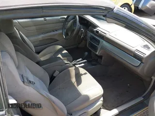 2005 Chrysler Sebring Touring z VIN 1C3EL55R85N706262, wystawiony jako IAAI lot #42254572 z przebiegiem 189 616 mil mil oraz . Historia ofert i sprzedaży dostępna na DreamBid. Obrazek 5.