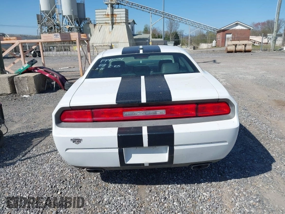 2012 Dodge Challenger SXT Plus with VIN 2C3CDYAG0CH196344, listed as a IAAI auction lot 42005410 with 203,655 mi miles. Bid and sale history available at carsss.com. Image 16.