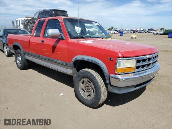 1996 Dodge Dakota z VIN 1B7GG23X1TS537628, wystawiony jako Copart lot #67980544 z przebiegiem 239 132 mil mil oraz Szkoda całkowita • Salvage title. Historia ofert i sprzedaży dostępna na DreamBid. Obrazek 4.