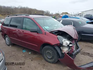 2004 Toyota Sienna CE with VIN 5TDZA23C44S191480, listed as a IAAI auction lot 39133658 with 145,012 mi miles. Bid and sale history available at carsss.com. Image 1.