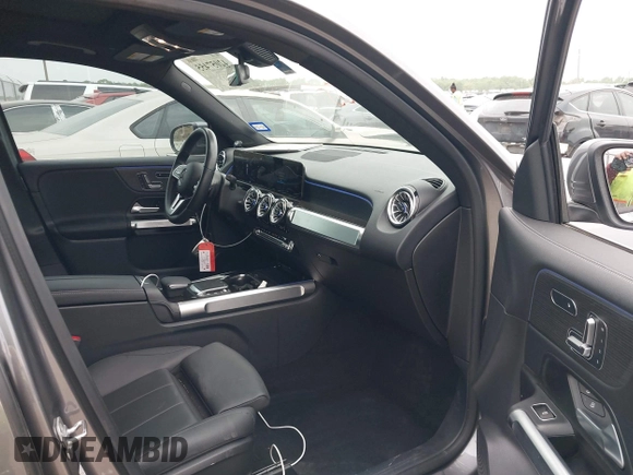 2023 Mercedes-Benz GLB 250 z VIN W1N4M4GB3PW328839, wystawiony jako IAAI lot #42057455 z przebiegiem 22 091 mil mil oraz . Historia ofert i sprzedaży dostępna na DreamBid. Obrazek 5.