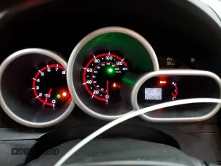 2010 Pontiac Vibe 1SA z VIN 5Y2SP6E89AZ403574, wystawiony jako Copart lot #43830045 z przebiegiem 222 828 mil mil oraz Czysty tytuł • Clean title. Historia ofert i sprzedaży dostępna na DreamBid. Obrazek 9.