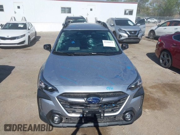 2025 Subaru Outback Premium with VIN 4S4BTACC7S3169389, listed as a IAAI auction lot 42180479 with 13,479 mi miles and . Bid and sale history available at DreamBid. Image 6.