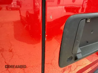2014 GMC Savana z VIN 1GTZ7TBA0E1189342, wystawiony jako IAAI lot #42396776 z przebiegiem 130 841 mil mil oraz . Historia ofert i sprzedaży dostępna na DreamBid. Obrazek 6.