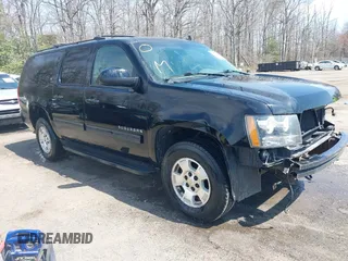 2013 Chevrolet Suburban LT with VIN 1GNSKJE72DR356781, listed as a IAAI auction lot 41908071 with 258,688 mi miles and . Bid and sale history available at DreamBid. Image 1.