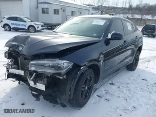 2015 BMW X6 xDrive50i with VIN 5UXKU6C54F0F94383, listed as a IAAI auction lot 41467773 with 114,560 mi miles. Bid and sale history available at carsss.com. Image 17.