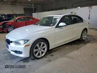 2015 BMW 3 Series 328i xDrive z VIN WBA3B5G59FNS18632, wystawiony jako Copart lot #42509455 z przebiegiem 113 085 mil mil oraz Szkoda całkowita • Salvage title. Historia ofert i sprzedaży dostępna na DreamBid. Obrazek 1.