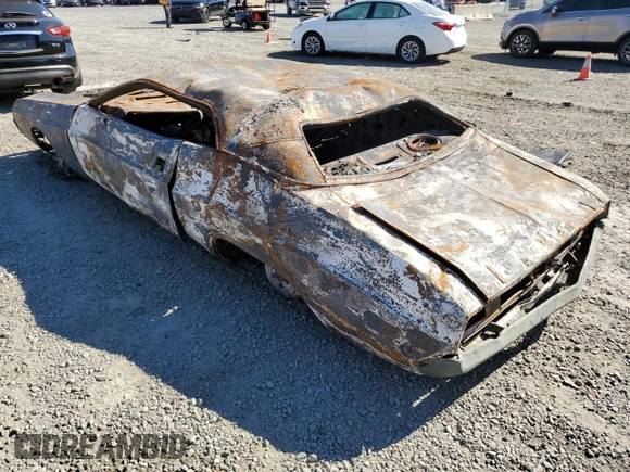 1974 Dodge Challenger с VIN JH23G4B219766, выставлен на аукционе Copart как лот 83709904 с пробегом Не указан миль и На запчасти • Non repairable. История ставок и продаж доступна на DreamBid. Изображение 2.