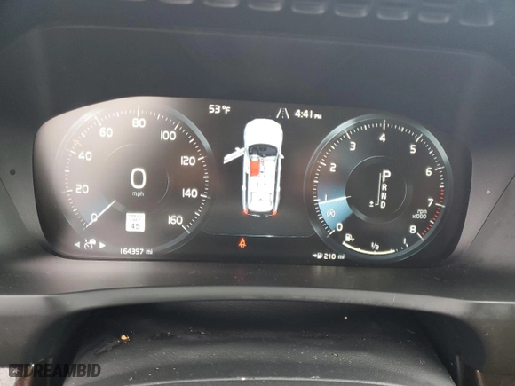 2016 Volvo XC90 T6 Momentum with VIN YV4A22PK7G1077337, listed as a Copart auction lot 49328645 with 164,357 mi miles and Clean Title. Bid and sale history available at carsss.com. Image 9.
