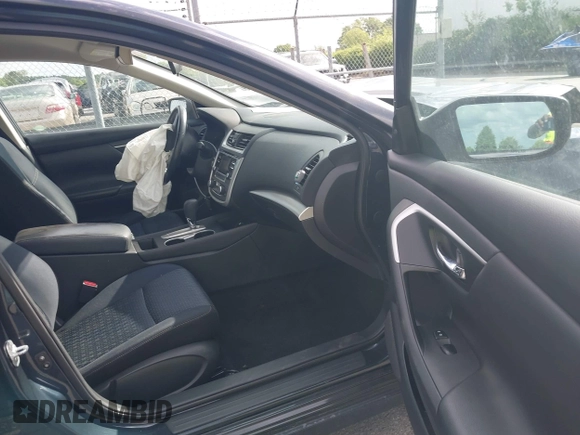 2017 Nissan Altima SL z VIN 1N4AL3AP0HC112371, wystawiony jako IAAI lot #42185520 z przebiegiem 97 781 mil mil oraz . Historia ofert i sprzedaży dostępna na DreamBid. Obrazek 5.