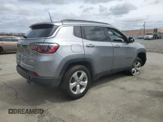 2018 Jeep Compass Latitude with VIN 3C4NJDBBXJT230562, listed as a Copart auction lot 51634095 with 74,464 mi miles and Salvage Title. Bid and sale history available at carsss.com. Image 3.
