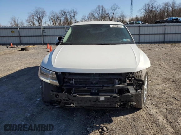 2018 Volkswagen Tiguan S z VIN 3VV0B7AX6JM055941, wystawiony jako Copart lot #47583005 z przebiegiem 99 744 mil mil oraz Szkoda całkowita • Salvage title. Historia ofert i sprzedaży dostępna na DreamBid. Obrazek 5.