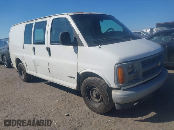 2000 Chevrolet City Express Cargo z VIN 1GCFG15W2Y1133504, wystawiony jako IAAI lot #41673541 z przebiegiem 167 849 mil mil oraz . Historia ofert i sprzedaży dostępna na DreamBid. Obrazek 1.