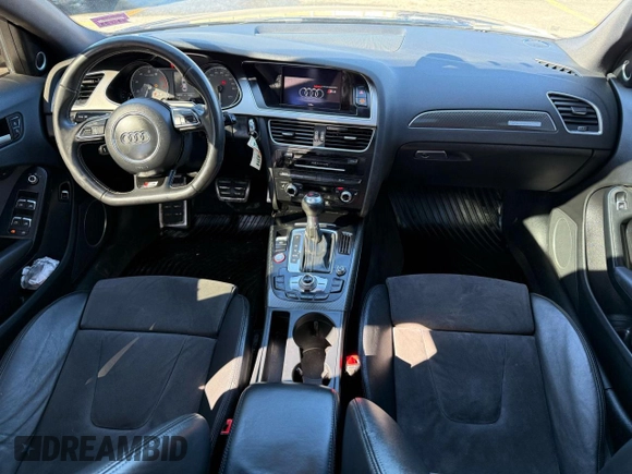 2014 Audi S4 Premium Plus with VIN WAUBGAFL1EA00570, listed as a Copart auction lot 54531555 with 158,010 mi miles and Clean Title. Bid and sale history available at carsss.com. Image 9.